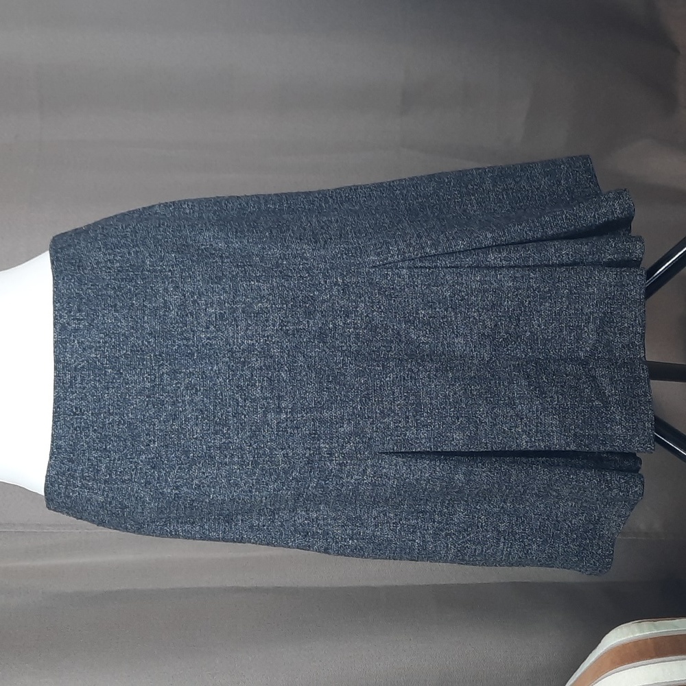 Les Copains grey virgin wool blend skirt, size 10
